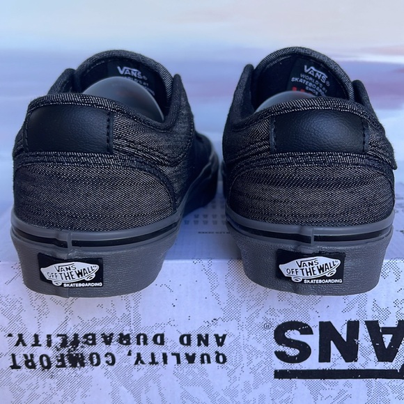 Vans WMNS Skate Chukka Low
Black/Grey/Denim
VN0A4BX45BR
Sneakers - Picture 13 of 16